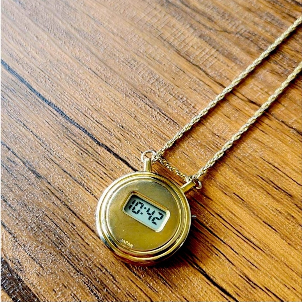 Authentic Christian Dior Gold Tone Necklace with Logo Pendant Watch EUC - Picture 7 of 7